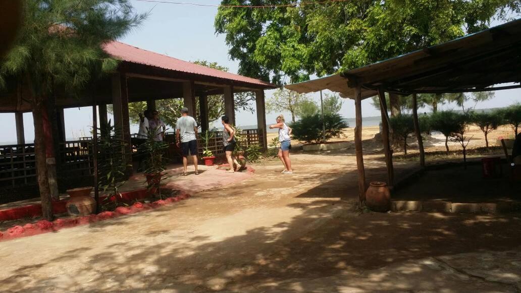 Tendaba Camp Ngoại thất bức ảnh